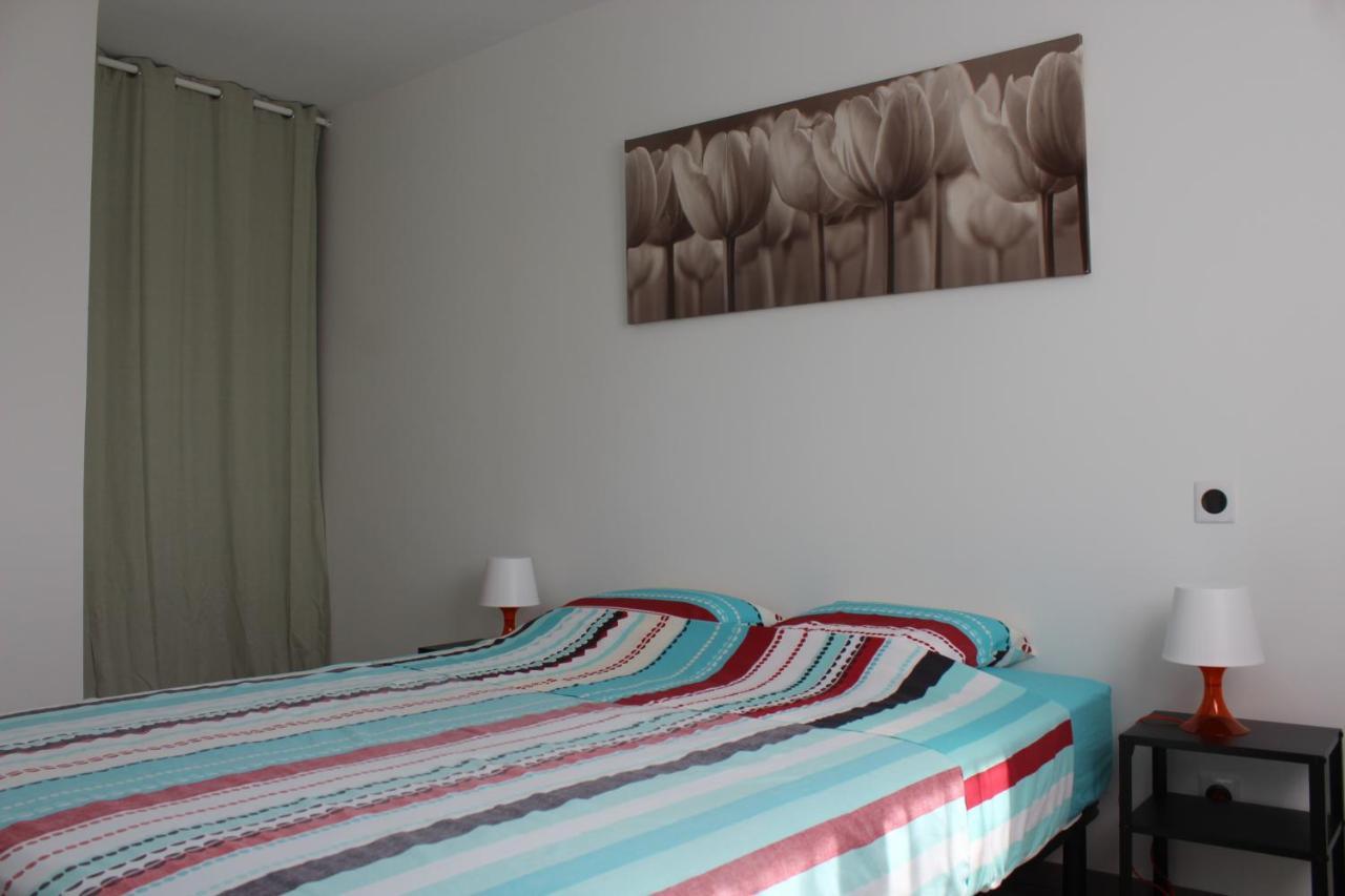 Maison Neuve Calme Avec Jardin Et Parking 15 Mn De La Grande Motte Et Du Grau Du Roi Acces Pmr *